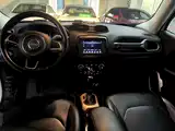صورة 12 - Jeep Renegade