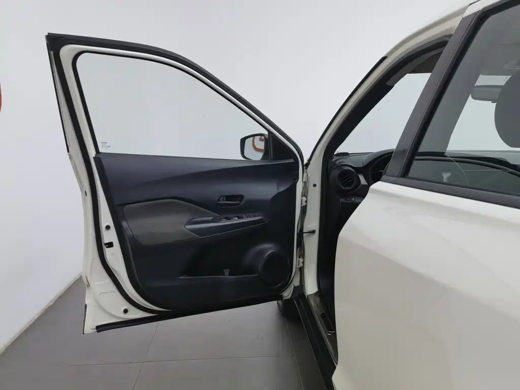 Nissan Kicks 2018 2017 1.5L Manual Cool Edition