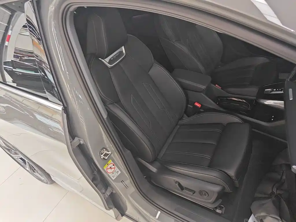 Audi Q4 e-tron 2025 2024 40 e-tron Creation Edition