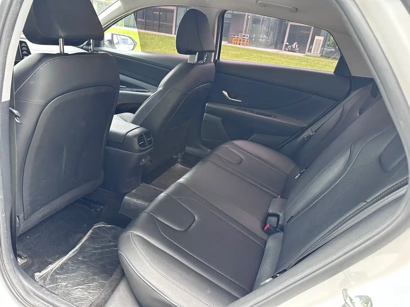 Hyundai Elantra 2023 1.5L CVT GLX Elite Edition фото 7