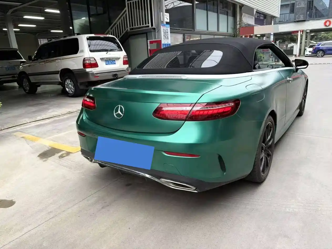 Фото 3 - Mercedes-Benz E-Class (Import)