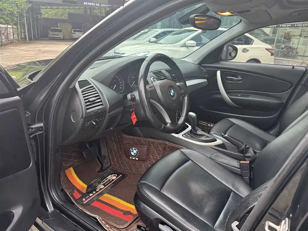 BMW 1 Series (Import) 2008 120i Automatic фото 3