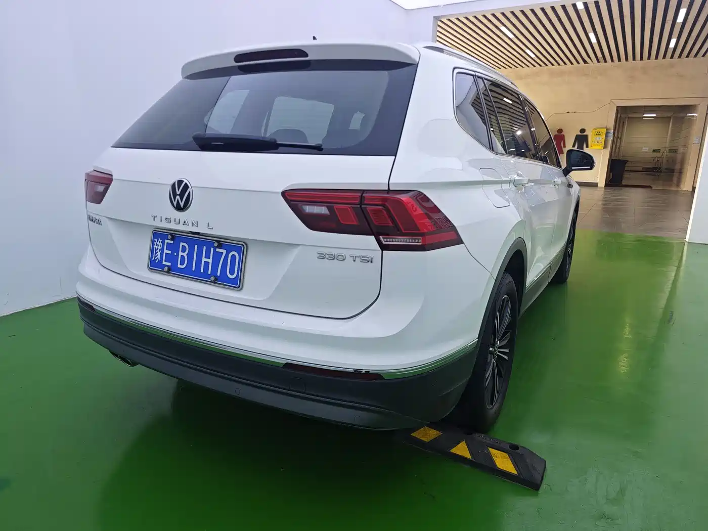 Volkswagen Tiguan L 2021 330TSI Automatic 2WD Smart фото 4