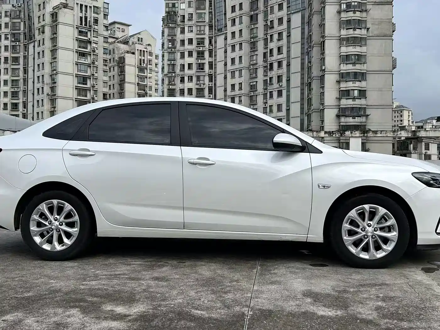 Chevrolet Monza 2024 2024 1.5L Dual-Clutch Enjoyment Edition