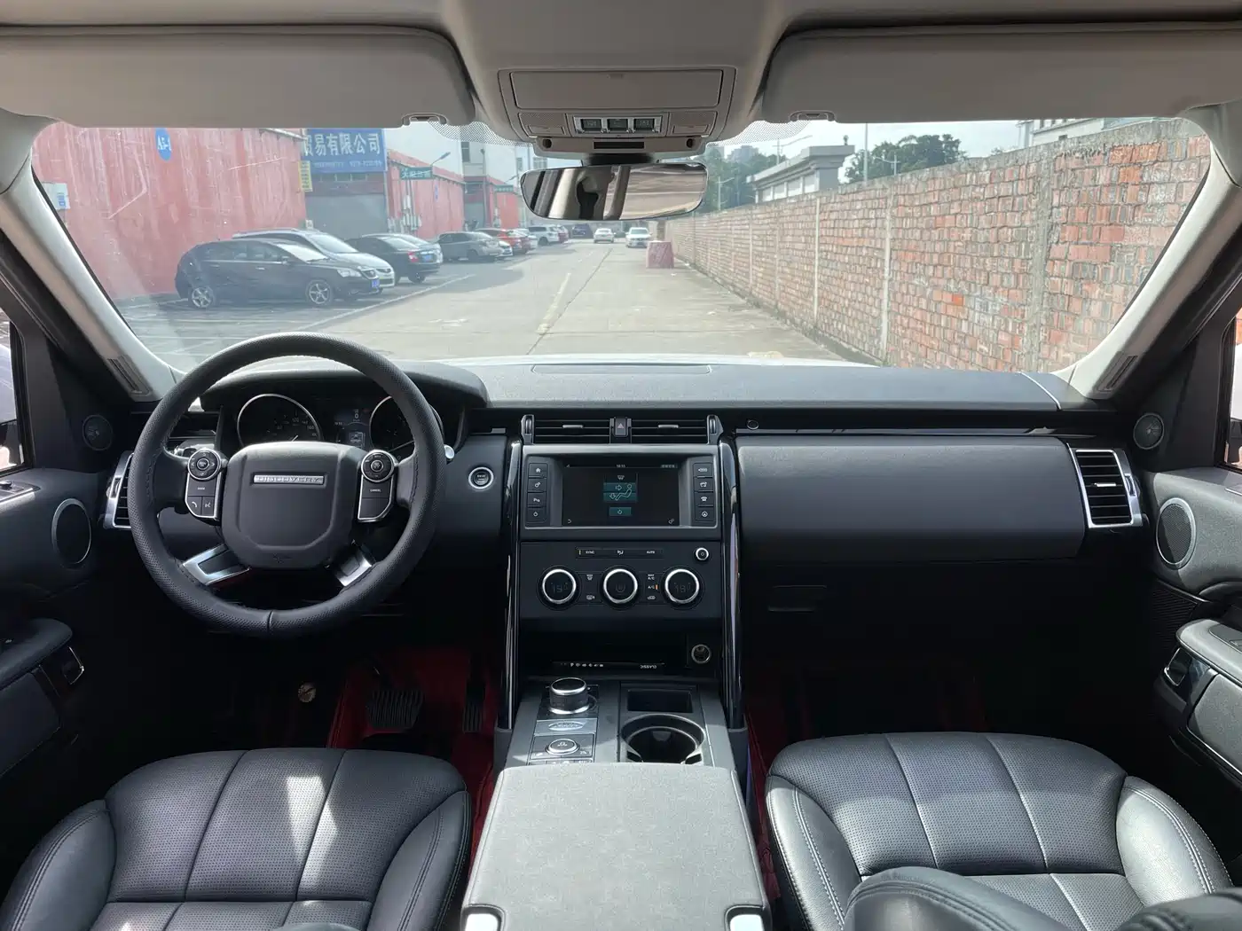 Land Rover Discovery 2019 3.0 SC V6 SE фото 5