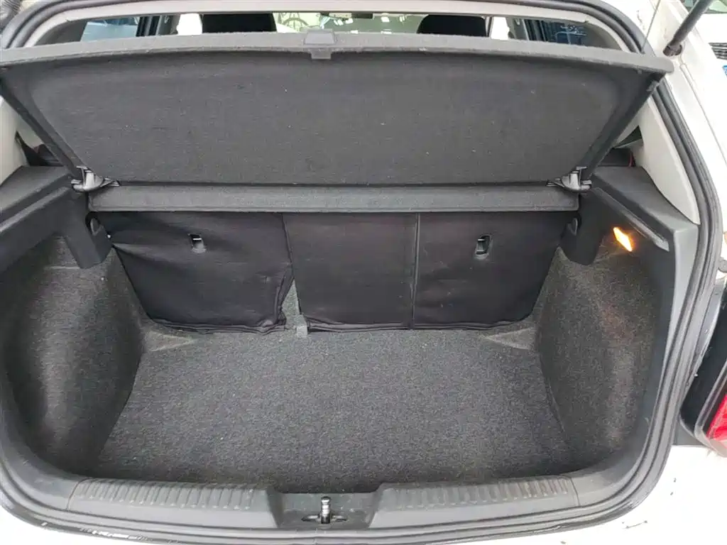 Volkswagen Polo 2018 1.5L Auto Comfort фото 13