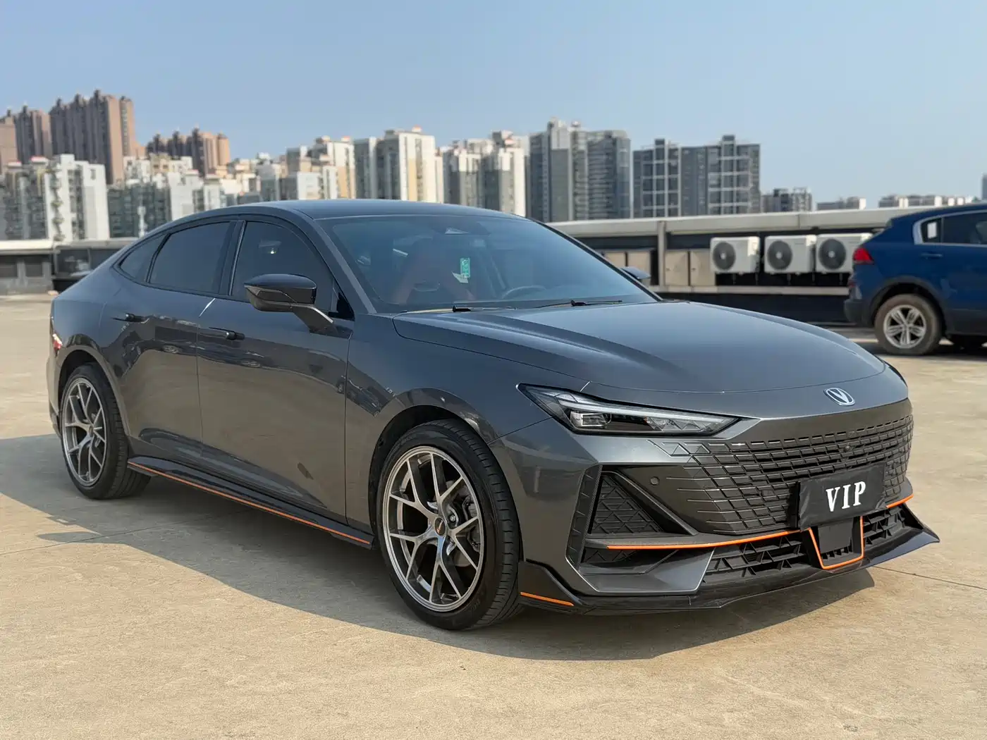CHANGAN UNI-V