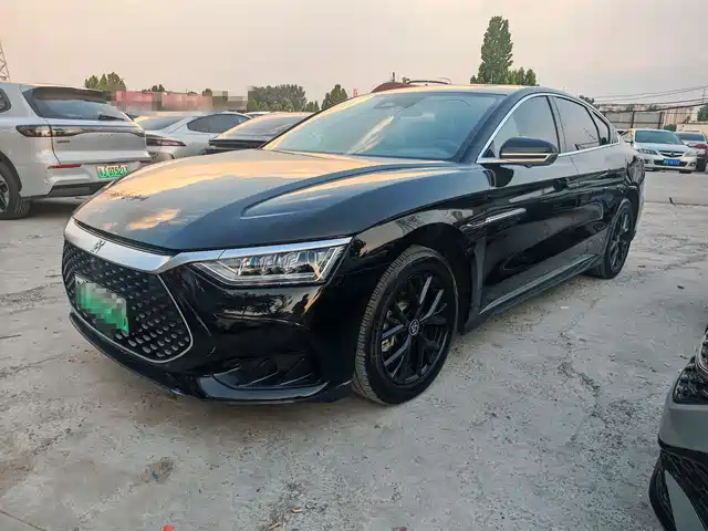 BYD Han 2024 DM-i Glory Edition 121KM Honor
