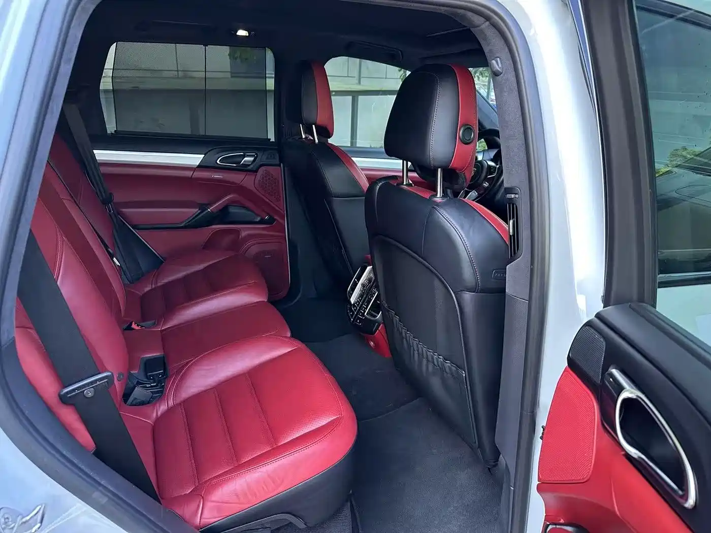 Porsche Cayenne 2015 Cayenne Turbo 4.8T фото 5