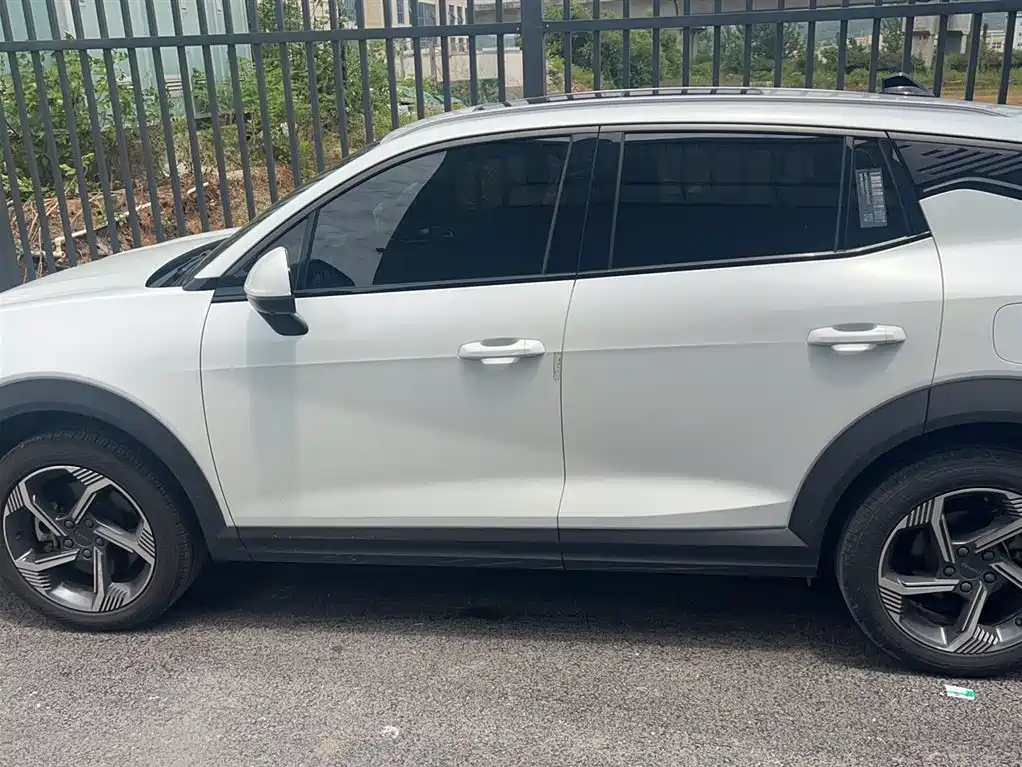 Lynk & Co 06 2023 Remix 1.5T Power Pro фото 13