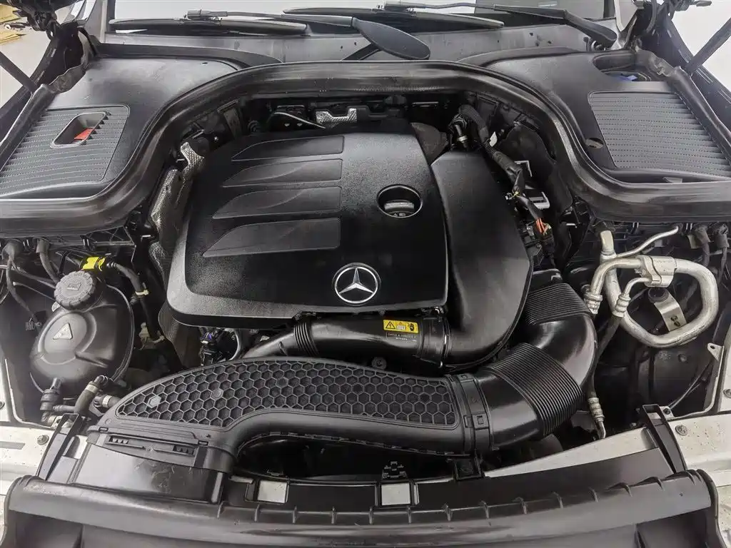 Mercedes-Benz GLC 2021 GLC 300 L 4MATIC Sporty фото 6