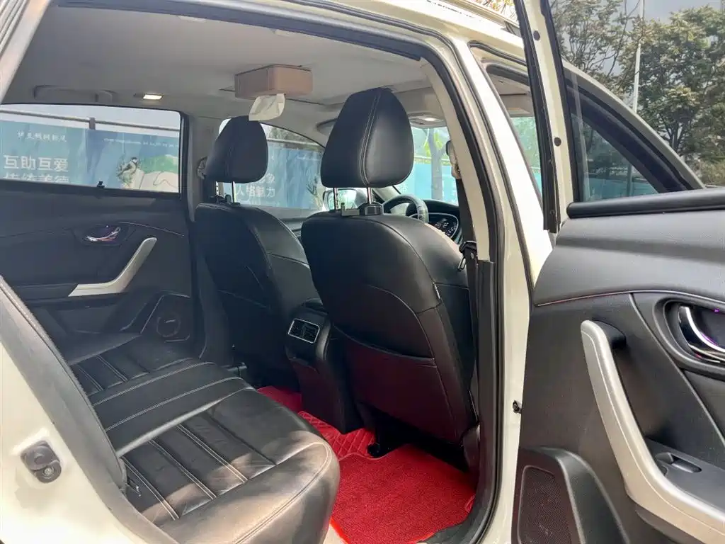 Venucia T90 2017 2017 2.0L CVT Smart Edition