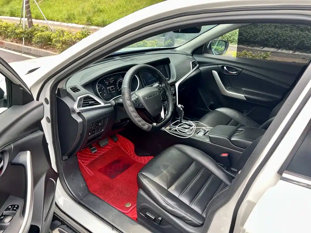 Venucia T90 2017 2017 2.0L CVT Smart Edition