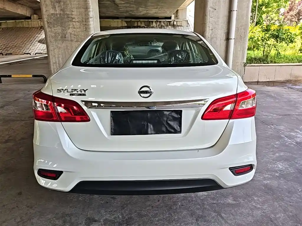 Nissan Sylphy 2026 2024 Facelift III Classic 1.6XE CVT Comfort Edition