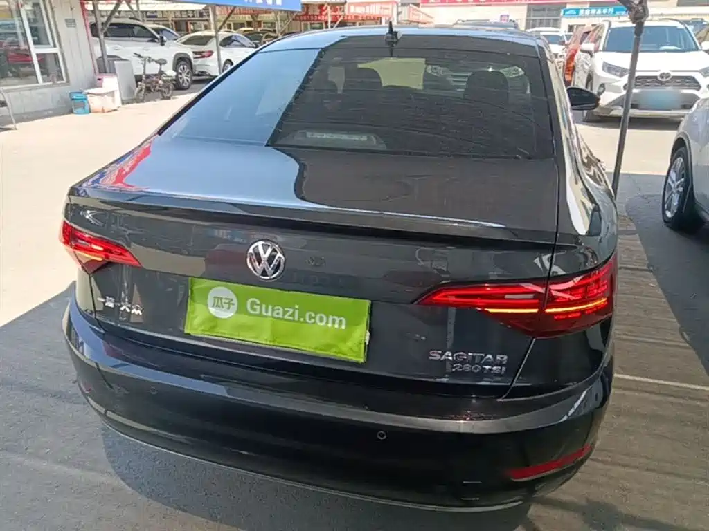 Volkswagen Sagitar 2021 280TSI DSG Surpassing Edition фото 6