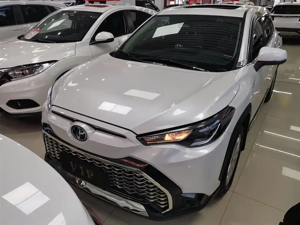 Toyota Frontlander 2023 2.0L CVT Leading Edition фото 3