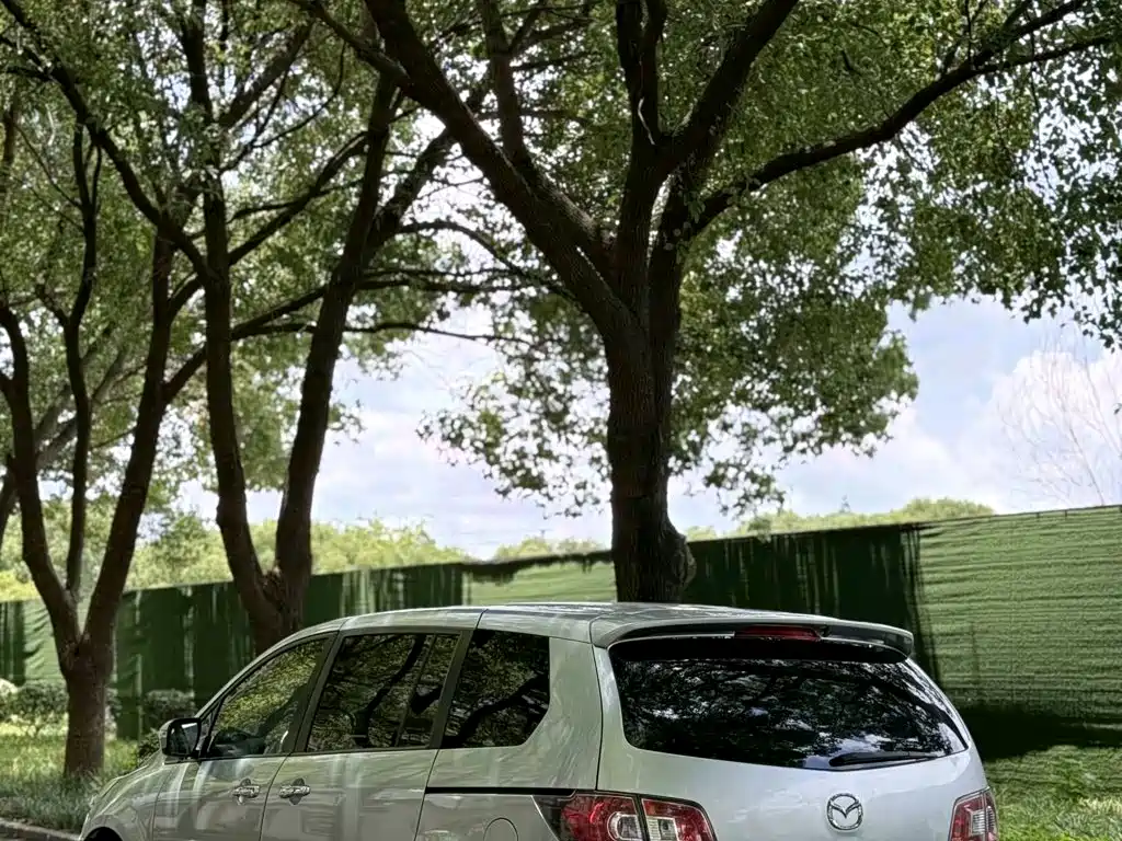 Mazda 8 2011 2011 2.3L Ultimate