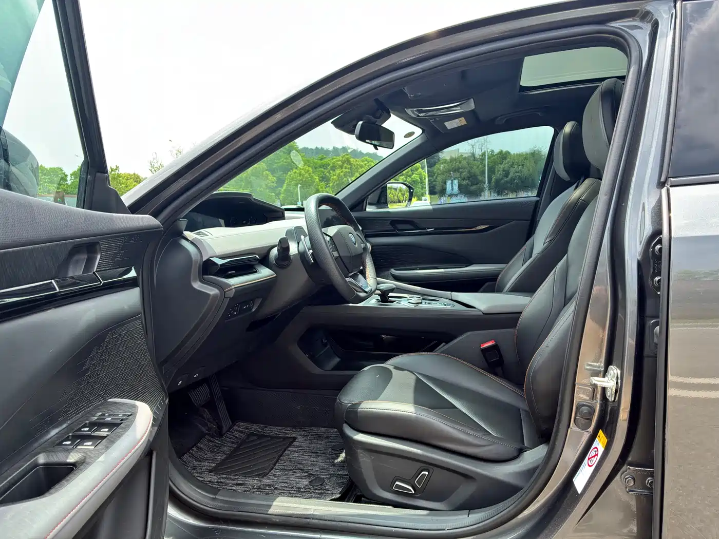 CHANGAN UNI-V