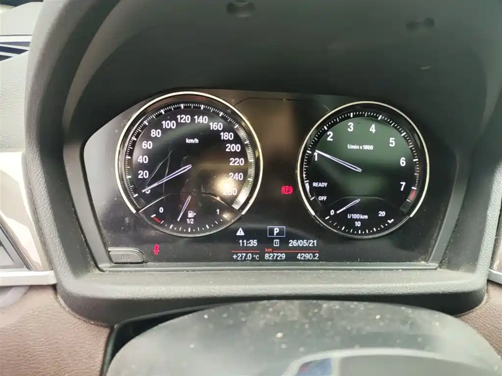 BMW X1 2019 sDrive18Li Premium Model фото 12