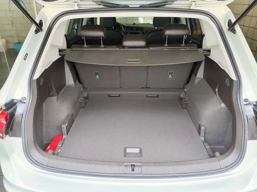 Фото 5 - Volkswagen Tiguan L
