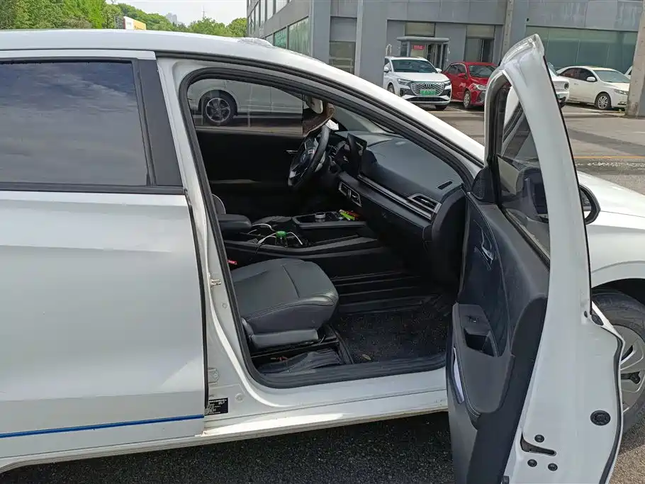 BYD e2 2020 Upgrade Standard Range Standard Model фото 8
