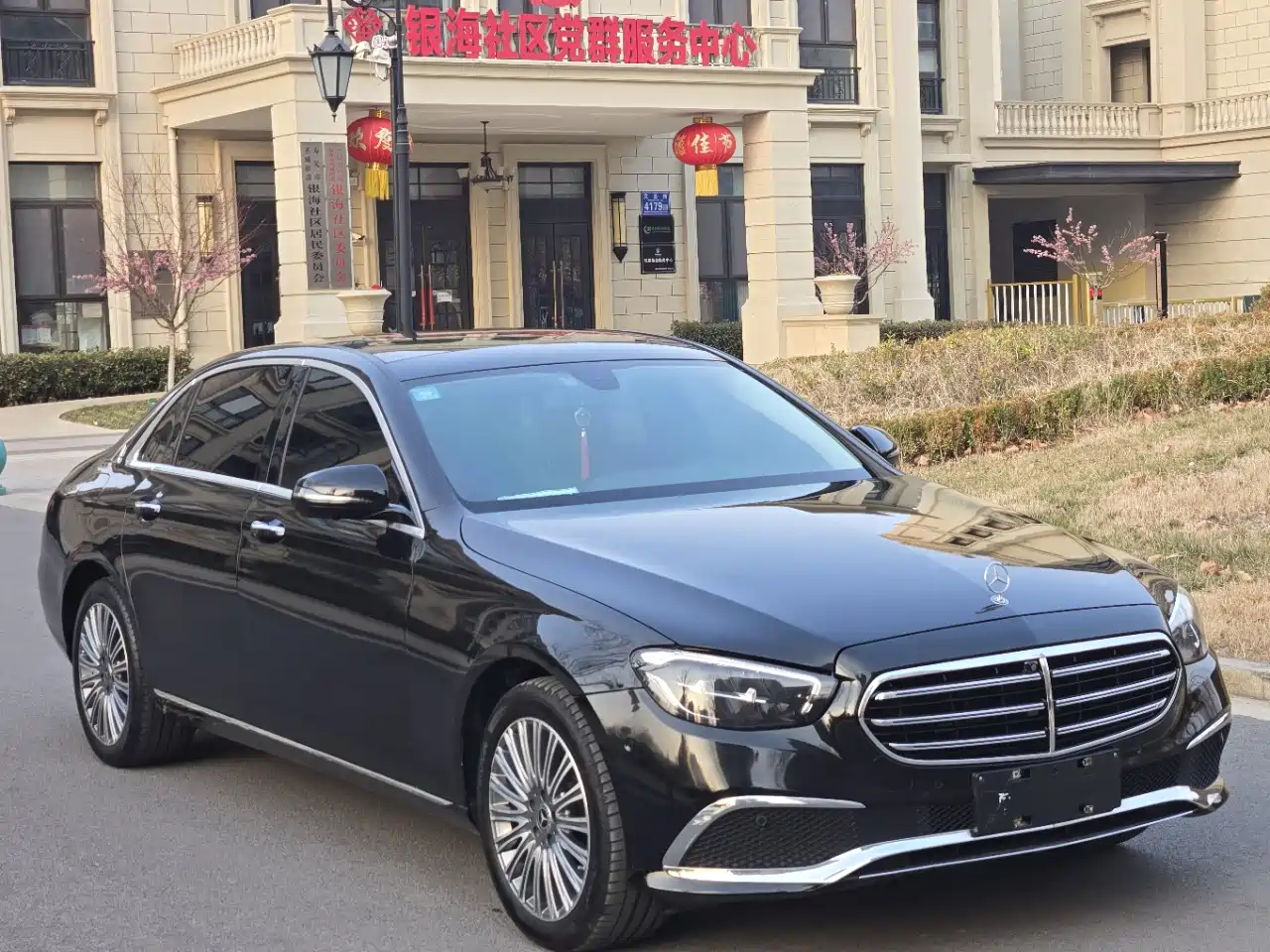 Mercedes-Benz E-Class 2022 E 300 L Fashion фото 3