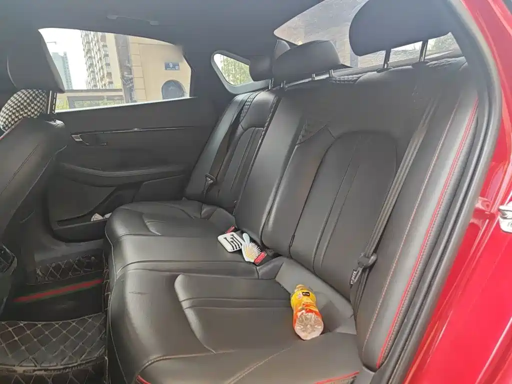صورة 15 - Hyundai Sonata