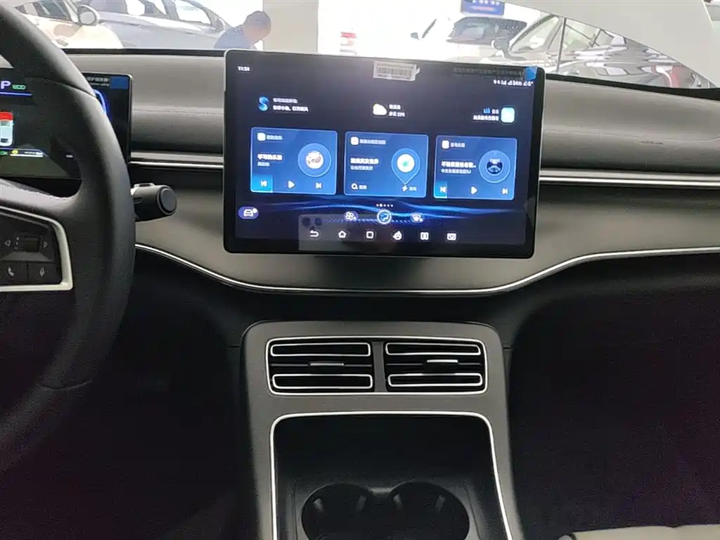 BYD Destroyer 05 2024 Glory Edition DM-i 55KM Luxury фото 13