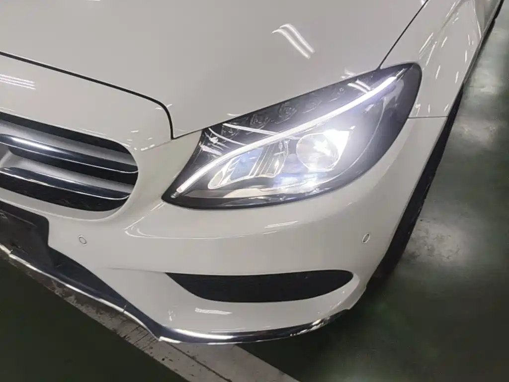 Mercedes-Benz C-Class 2016 2015 C 200 L Sport