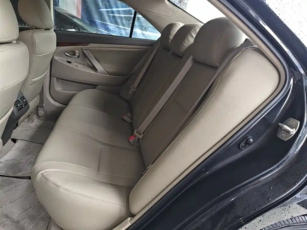 Toyota Camry 2013 200E Classic Elite Edition фото 17