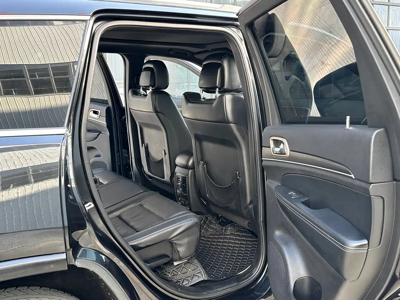 Фото 16 - Jeep Grand Cherokee (Import)