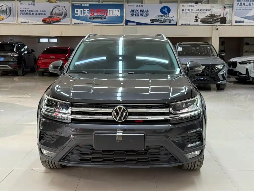Volkswagen Tharu 2022 280TSI FWD Luxury Edition фото 2