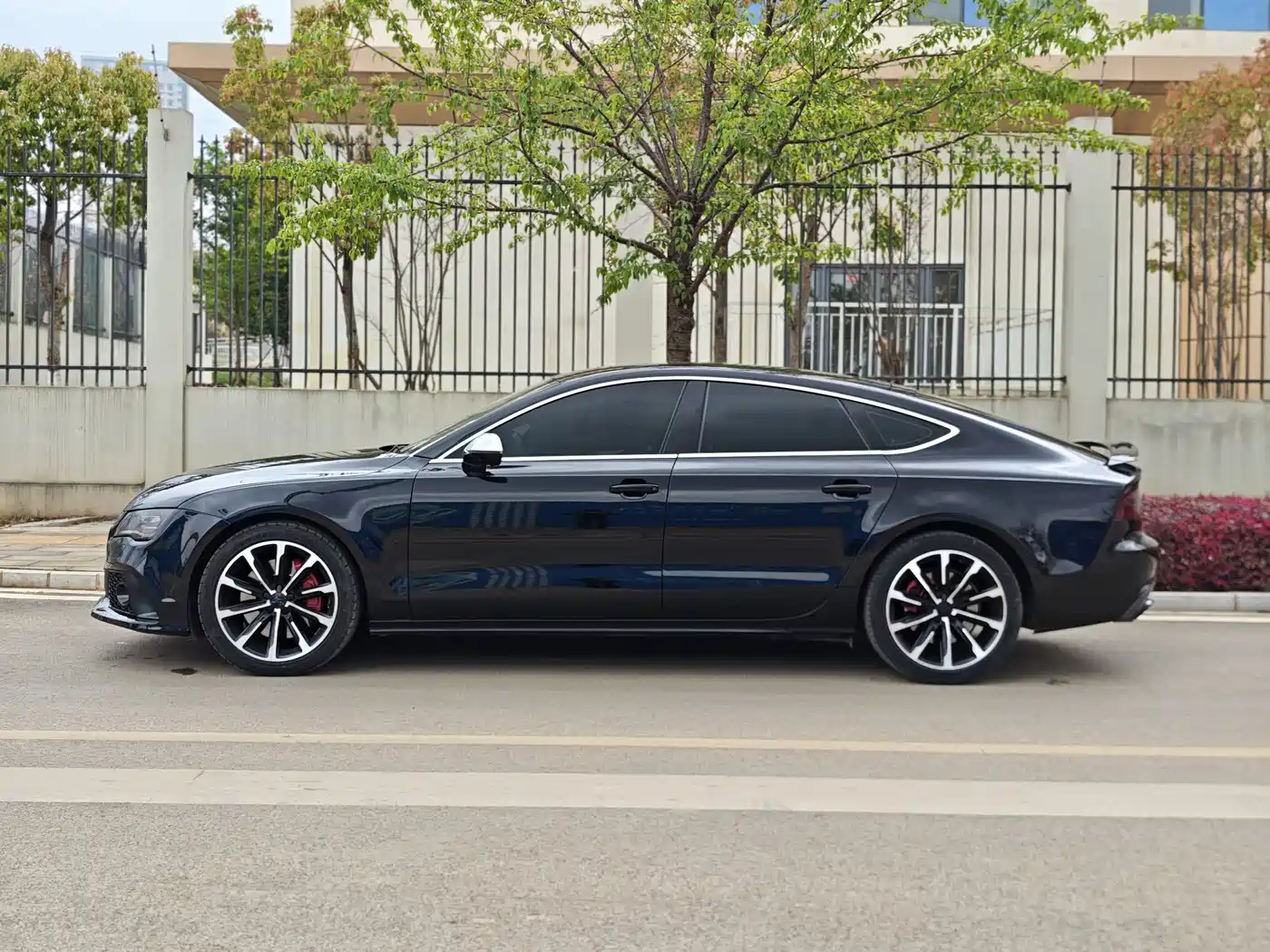 Audi A7 2014 50 TFSI quattro Comfort Edition фото 3