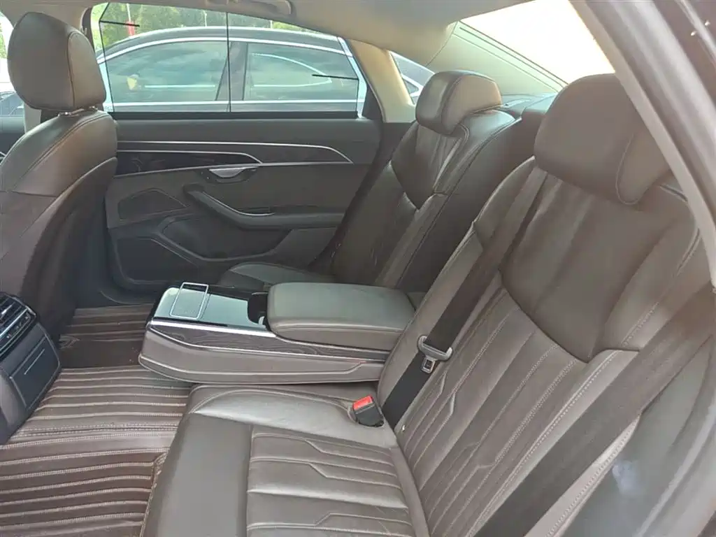 Audi A8 2018 A8L 55 TFSI quattro Launch Elite фото 17