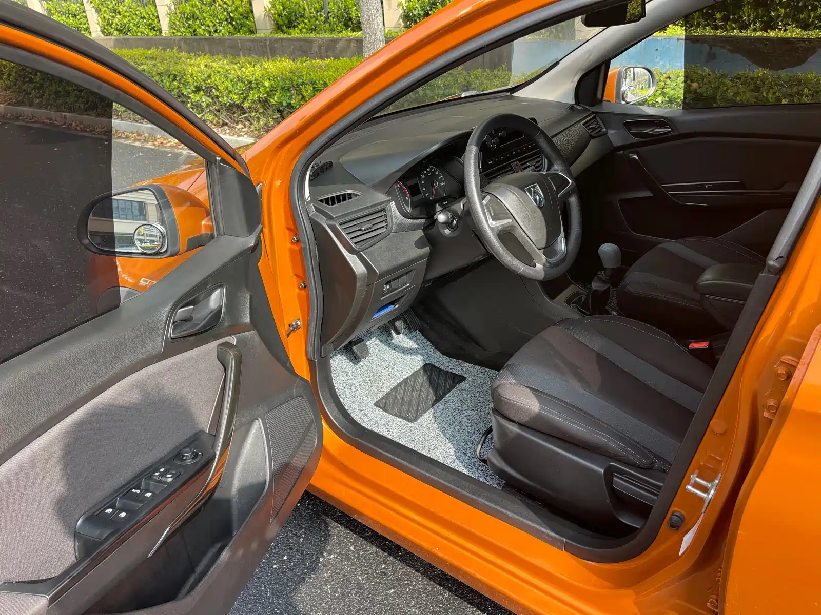 Фото 6 - Baojun 310