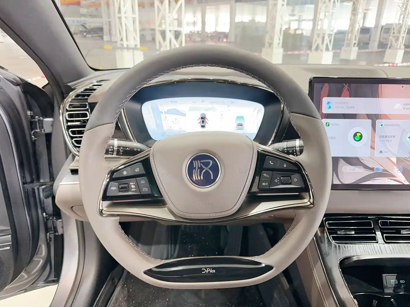 BYD Han 2022 DM-i 121KM Premium Edition фото 25