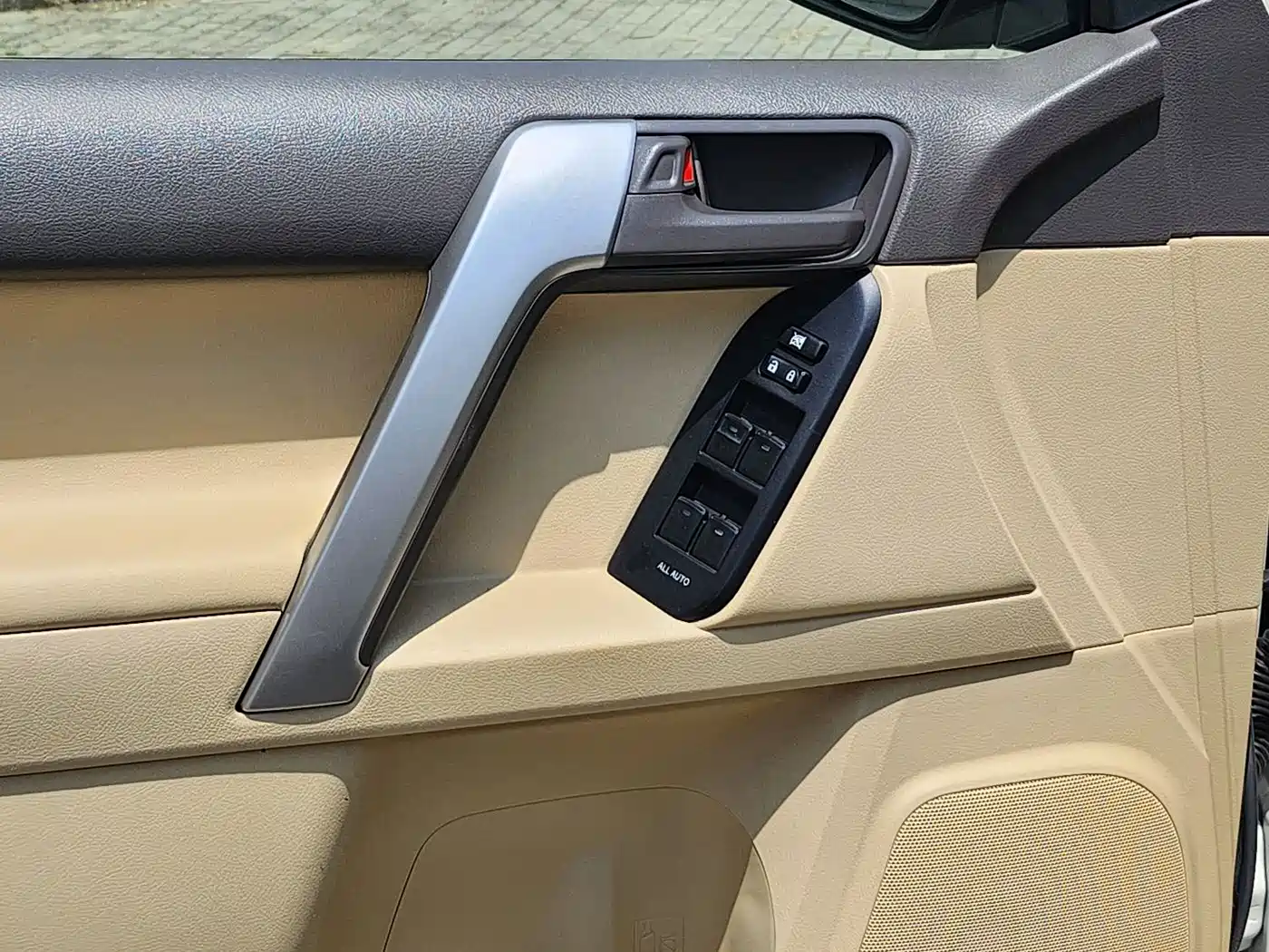 Toyota Prado 2016 2.7L Auto Standard Edition фото 10
