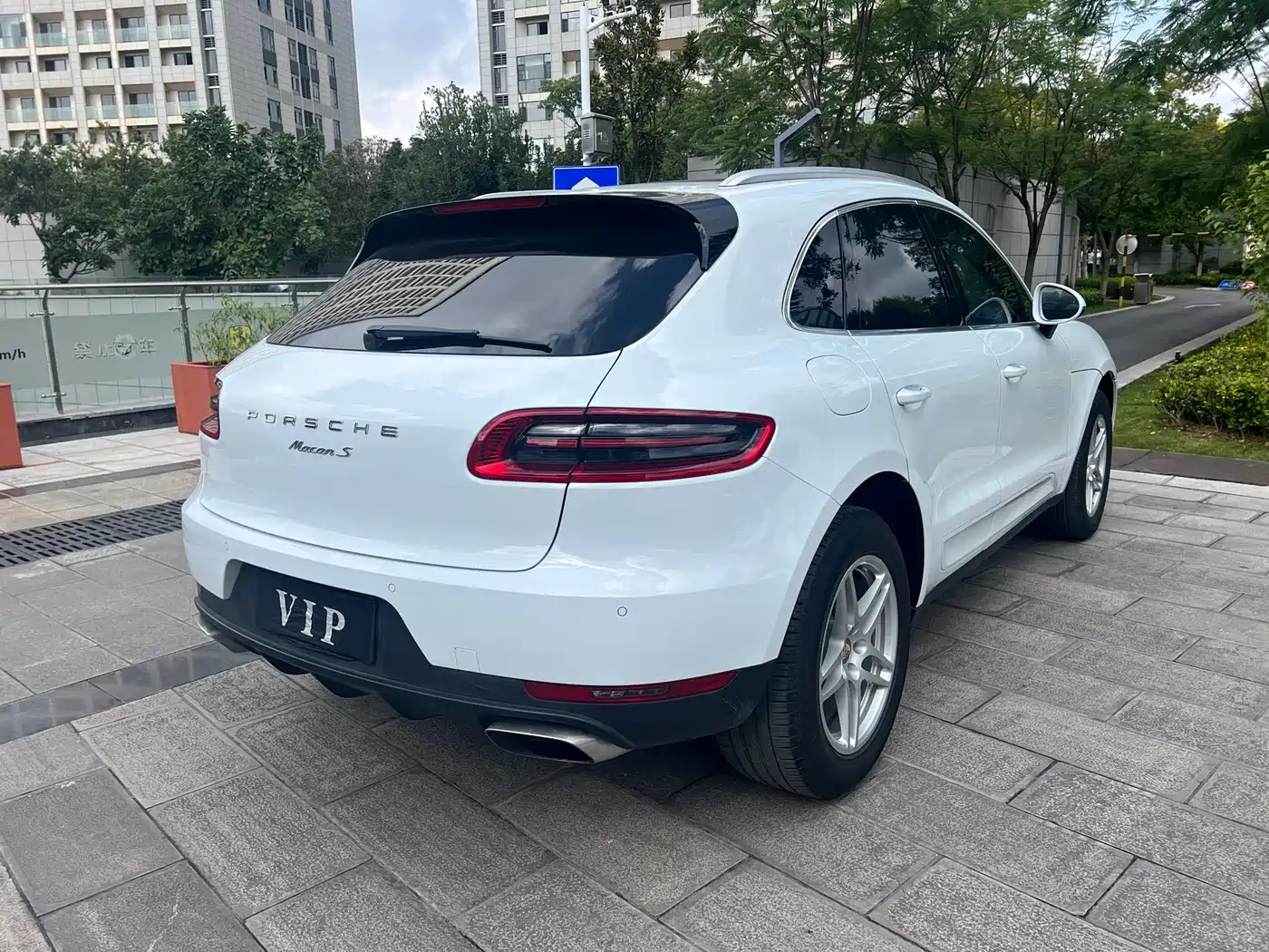 Porsche Macan 2017 Macan 2.0T фото 15