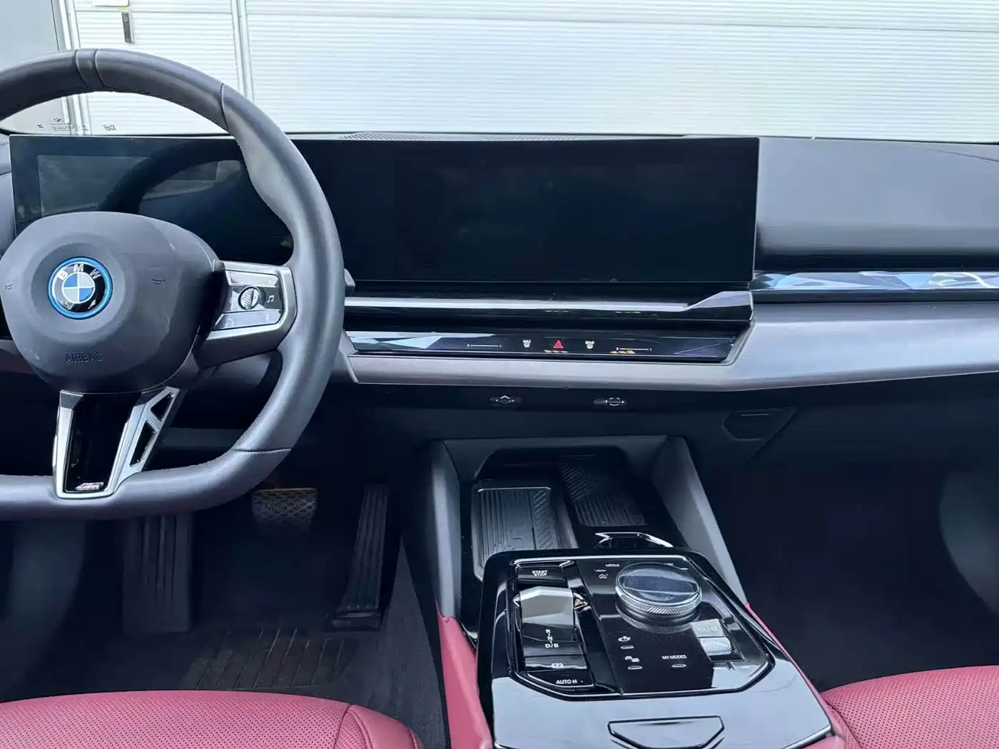 BMW i5 2025 2025 eDrive 35L M Sport Package