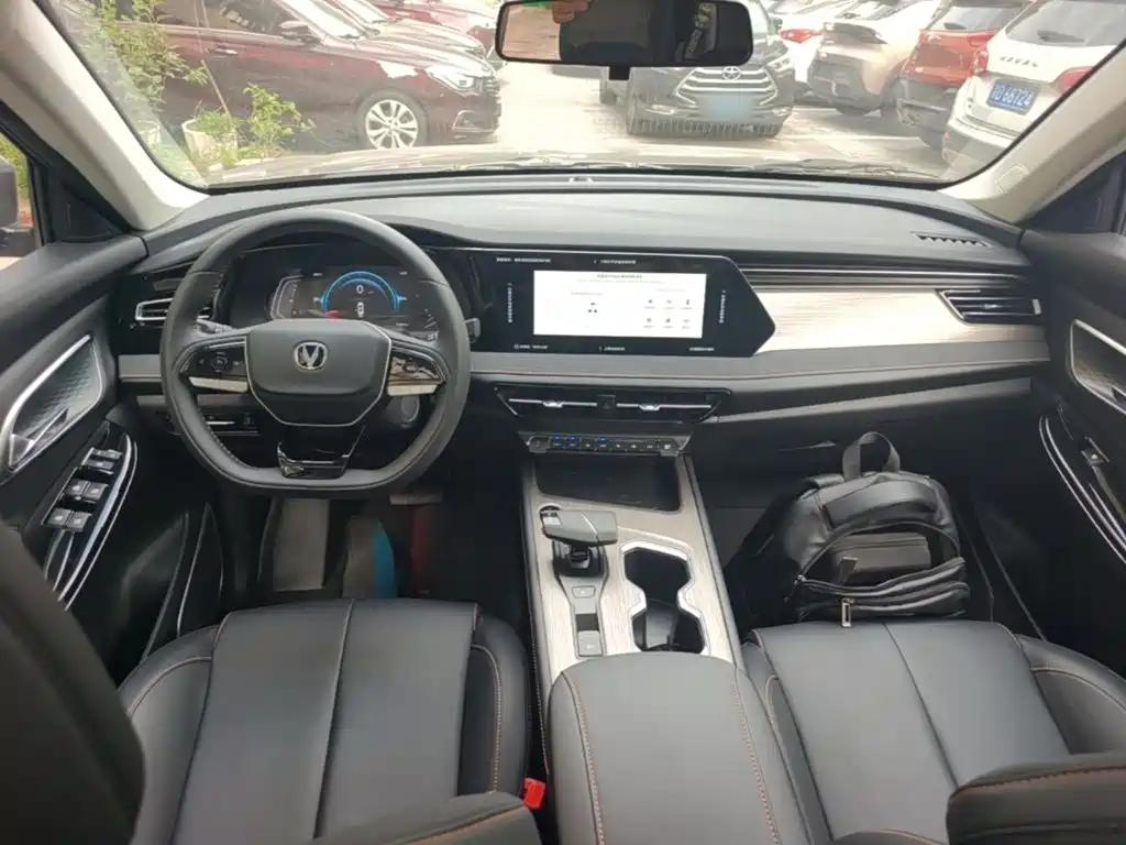 Changan X7 PLUS 2025 2024 1.5T Automatic Noble 7-Seater