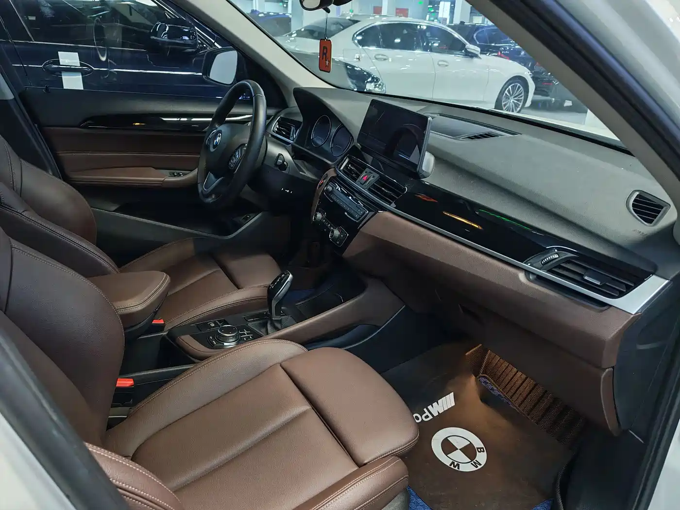 BMW X1 2020 sDrive25Li Leading Model фото 23