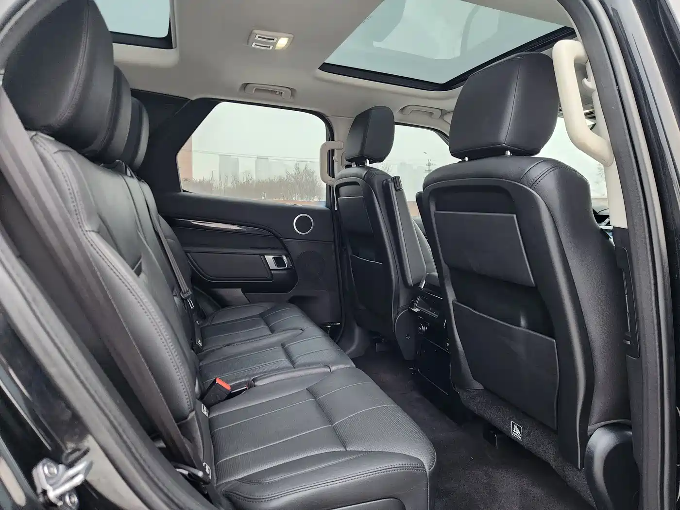 Land Rover Discovery 2019 3.0 SC V6 SE фото 9
