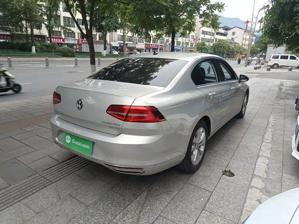 Volkswagen Magotan 2019 330TSI DSG Luxury Class China VI фото 7