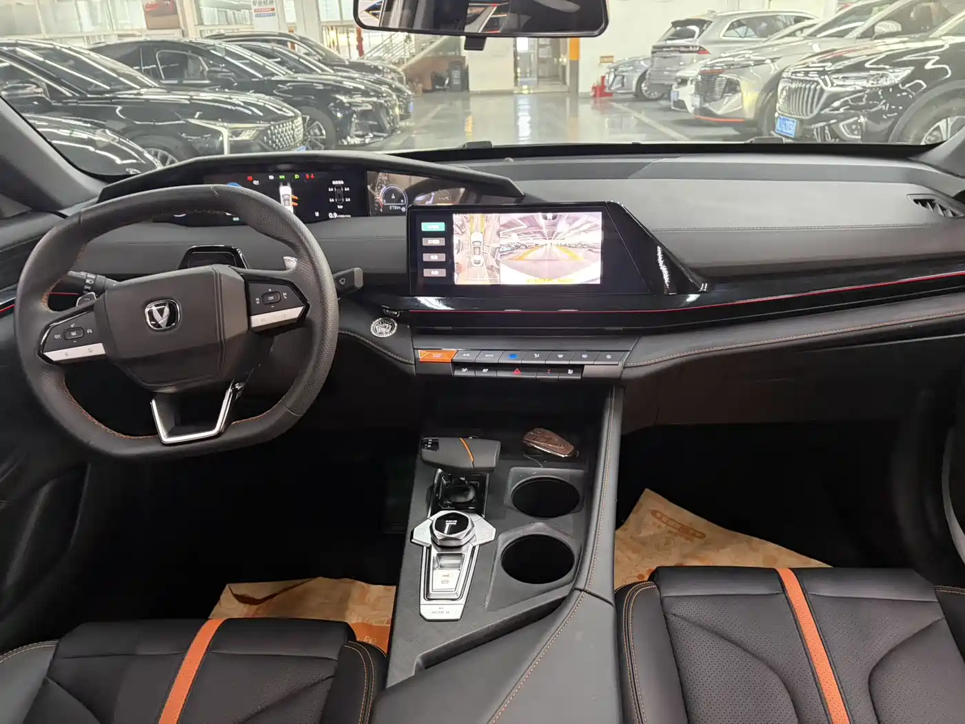 CHANGAN UNI-V