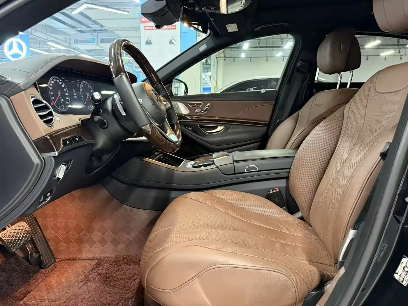 Mercedes-Benz S-Class 2019 S 350 L Premium Ultimate Edition фото 4