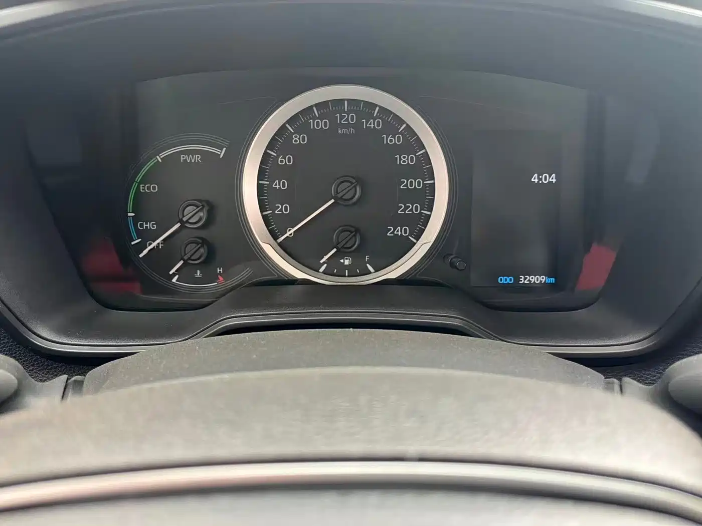 Toyota Corolla 2021 Hybrid 1.8L E-CVT Pioneer Edition фото 13