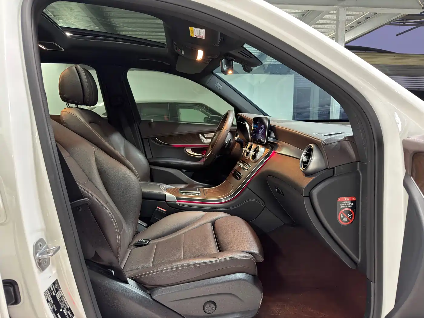 Mercedes-Benz GLC 2020 Facelift GLC 260 L 4MATIC Luxury фото 18