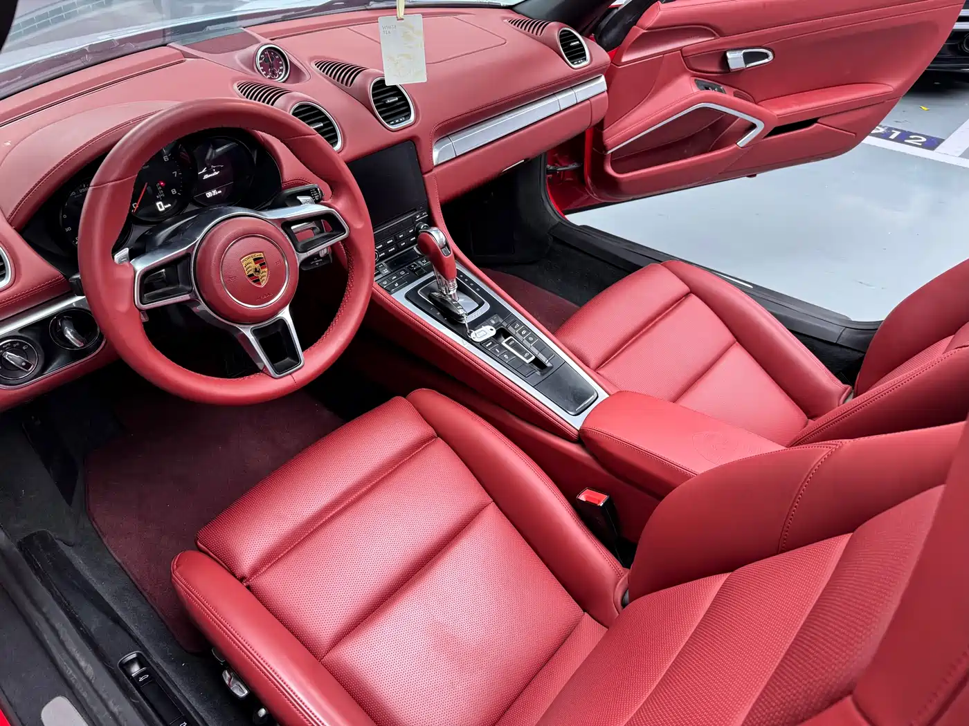 Porsche 718 2018 Boxster 2.0T фото 8