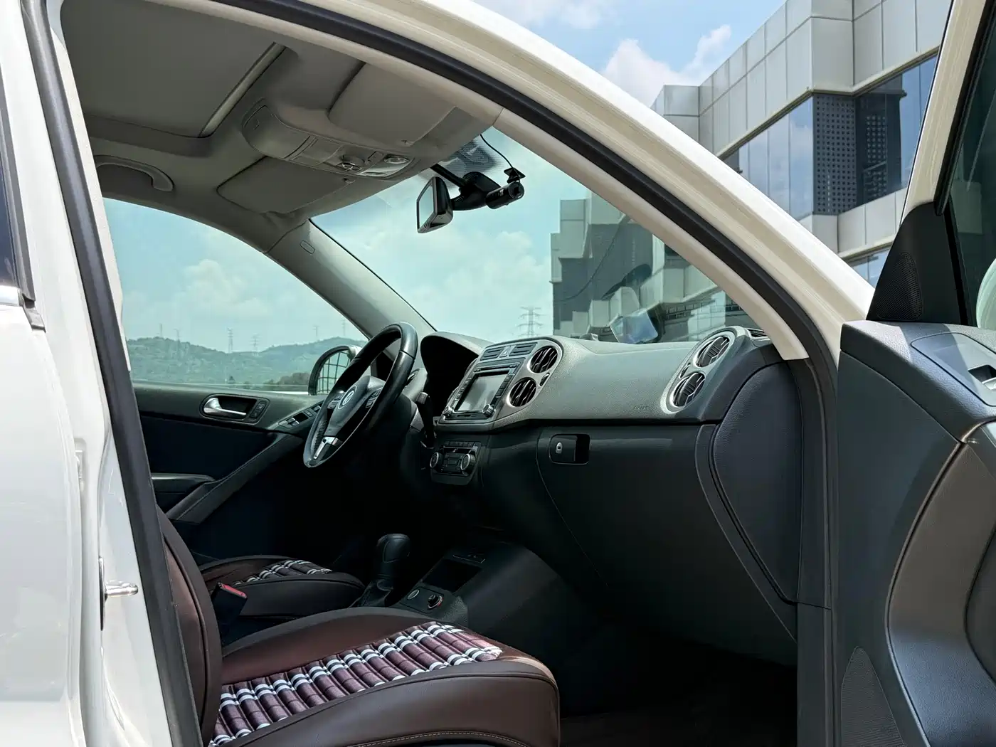 Volkswagen Tiguan 2013 2.0TSI Auto 4WD Luxury Edition фото 14