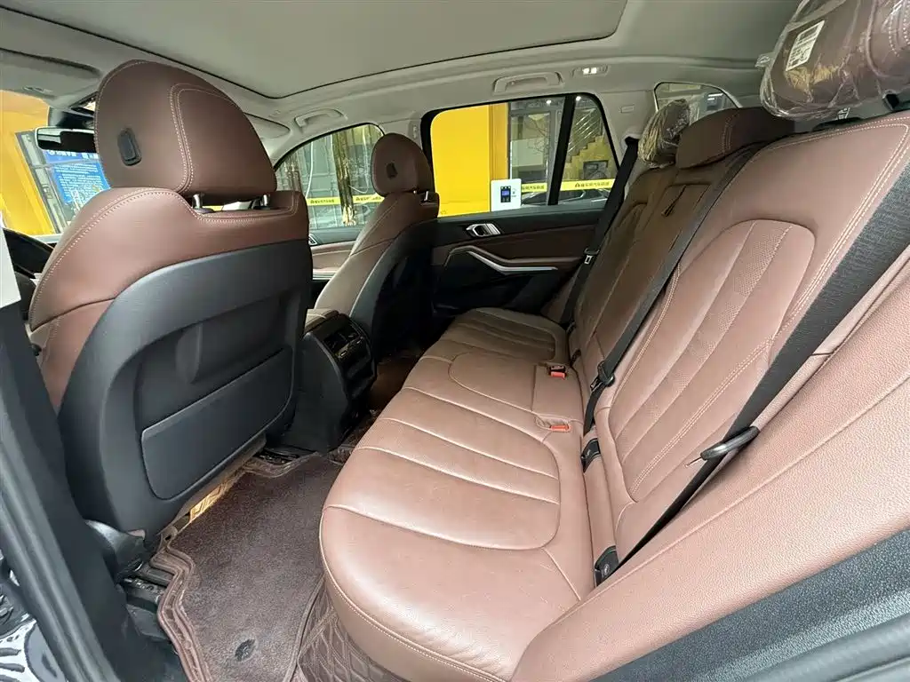 BMW X5 (Import) 2021 xDrive30i M Sport Package фото 6